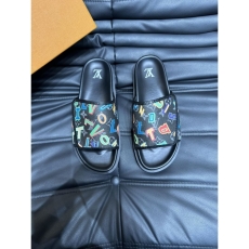 Louis Vuitton Slippers